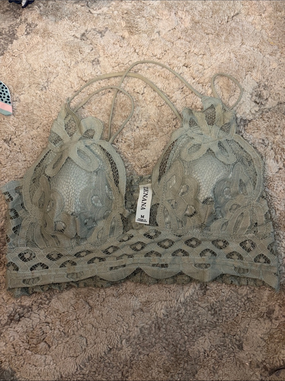 3/$20! Offers open! Medium bralette Zenana Outfitters Olive Green Lace Bralette